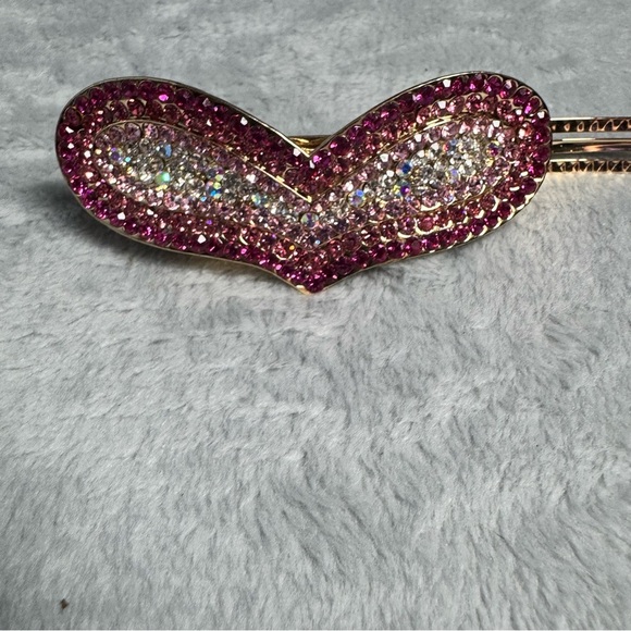 Handmade Rhinestone Heart Barrette – Pink Glitter Hair Clip – Sparkly Accessory - Picture 2 of 9